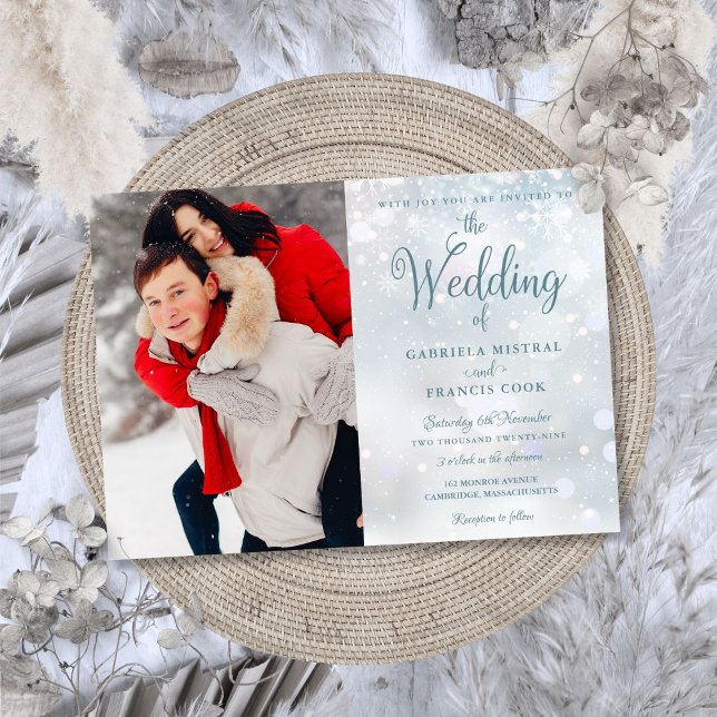 Invitación Boda de fotos con guion elegante de Snowflakes (Winter Snowflakes Elegant Script Photo Wedding Invitation)