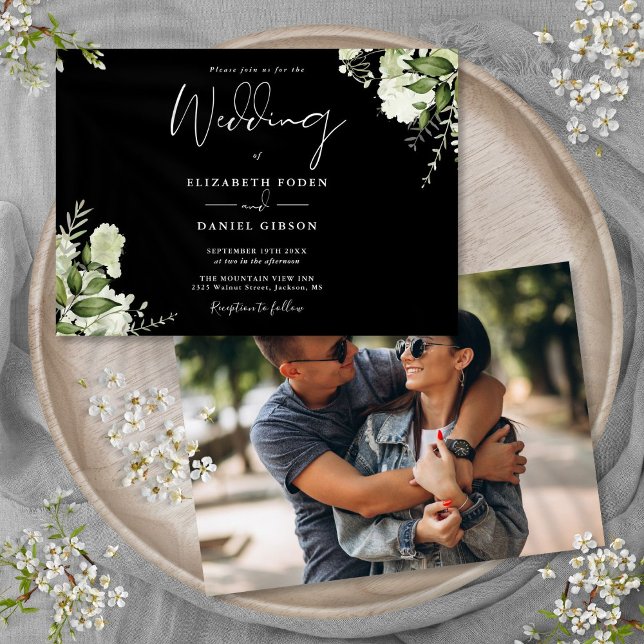 Invitación Boda De Fotos Florales De Verdor Blanco Y Negro (Black And White Greenery Floral Photo Wedding Invitation)