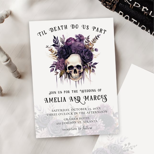 Invitación Boda de Halloween con flores de cráneo oscuro góti (Subido por el creador)