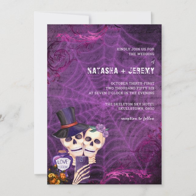 Invitación Boda de Halloween en el Skeleton gótico morado neg (Anverso)