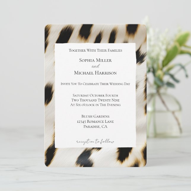 Invitación Boda de impresión de animales de vaca negro (Anverso de pie)