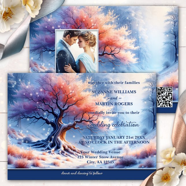Invitación Boda de invierno en árbol mágico (Winter wedding invitation featuring a painting of a tree with tiny snow flakes in winter wonderland)