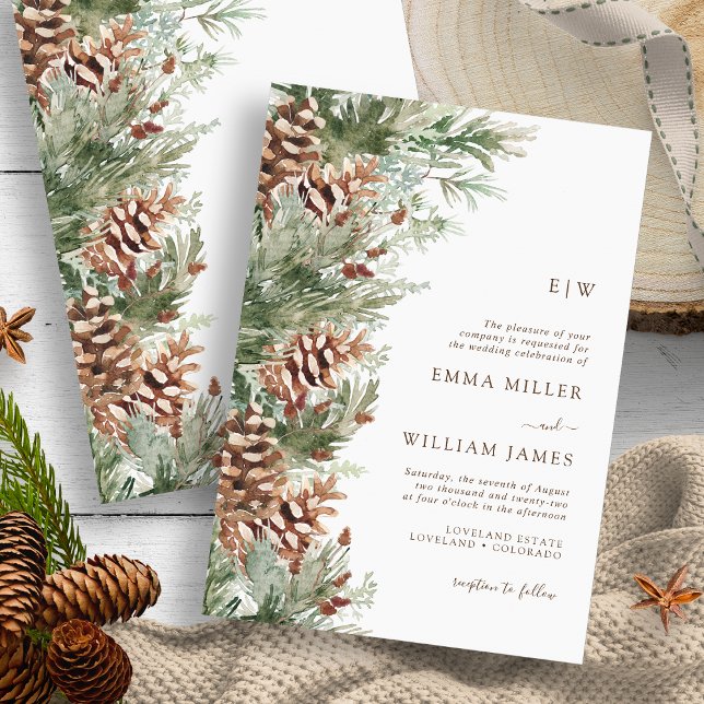 Invitación Boda de Invierno Monogramada (Monogrammed Outdoor Evergreen Pine White Wedding Invitation by Painted Paperie
)