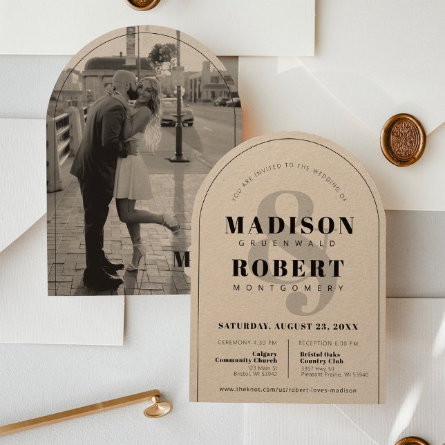 Invitación Boda de Kraft Ampersand Black & White Photo Arch (Beautiful modern black kraft simple elegant ampersand typography photo arch wedding invitation)