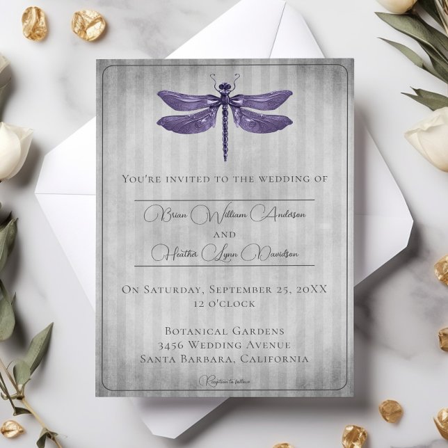 Invitación Boda de la libélula gaseada púrpura (Purple Jeweled Dragonfly Wedding Invitation)