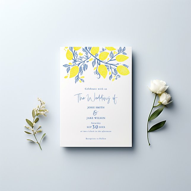 Invitación Boda de limoneros azules y amarillos brillantes (Lemon branch illustration, vibrant yellow lemons and delicate blue leaves wedding invitation.)