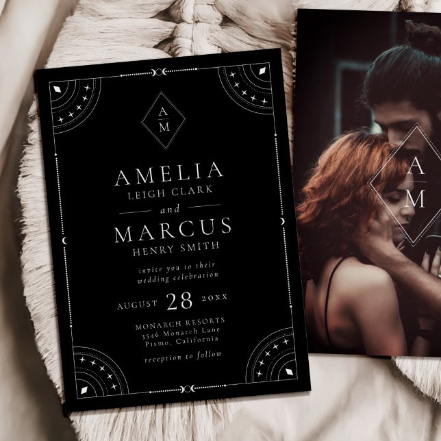 Invitación Boda de lunas y estrellas celestes oscuras (Subido por el creador)