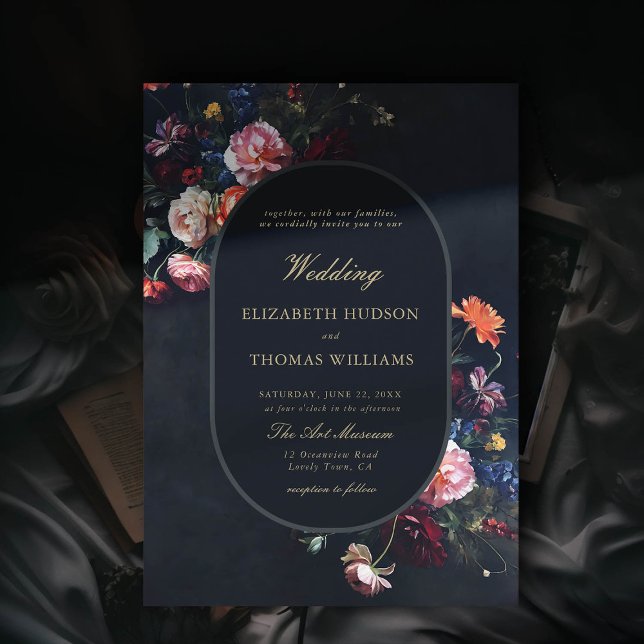 Invitación Boda de marco floral oscuro romántico de cuento de (dark romantic wedding invitation fairytale romance black navy dutch masters floral frame painting)