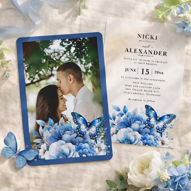 Invitación Boda de mariposa floral azul (Navy blue white floral and butterflies wedding invitation with photo)