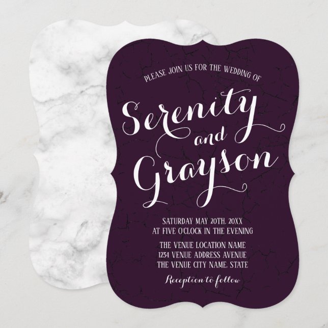 Invitación Boda de Mármol gris y púrpura de ciruela oscura (Anverso / Reverso)