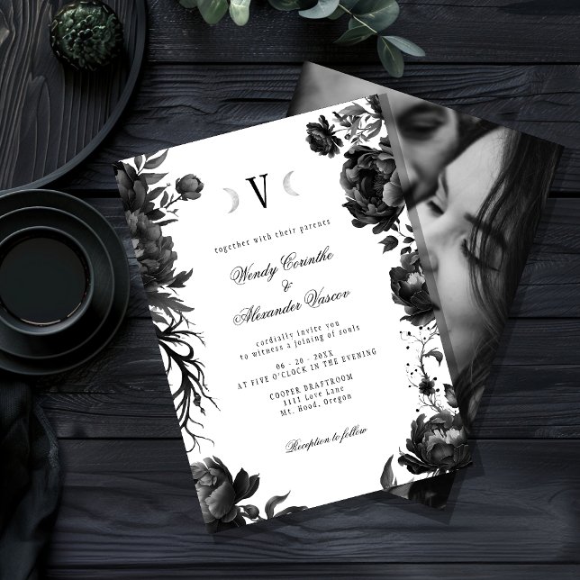 Invitación Boda de Monograma Gótico Gótico de la Luna Blanca (Subido por el creador)
