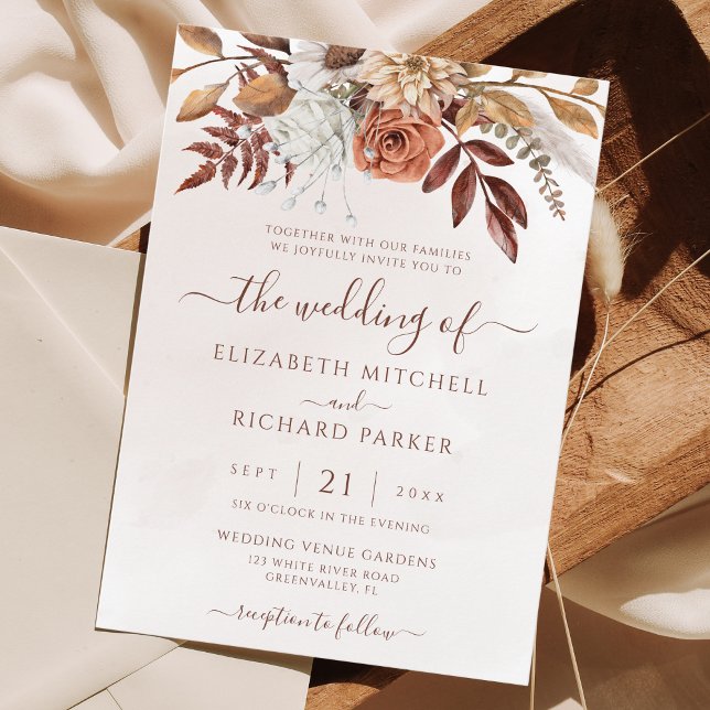 Invitación Boda de otoño boho flores de terracota óxido (Fall in love with this boho wedding invitation. Rust and terracotta colored flowers for a cozy vibe.)