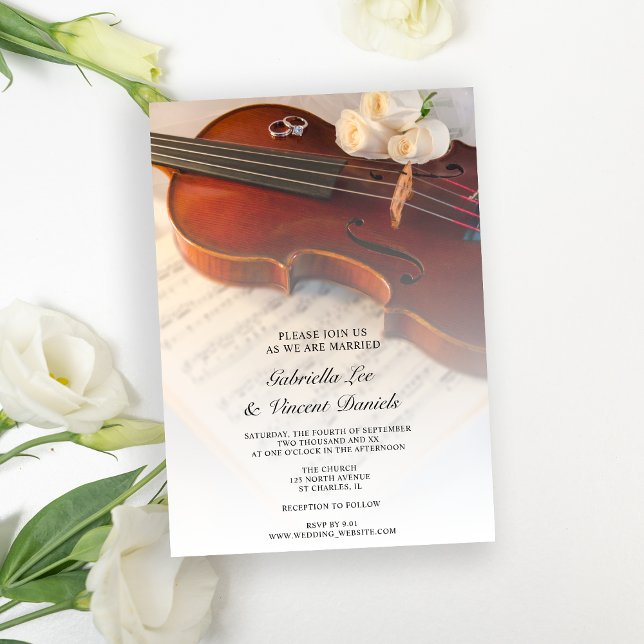 Invitación Boda de violín clásico y rosas blancas (Invite guests to a musical marriage ceremony with the elegant Violin & White Rose Wedding Invitation)