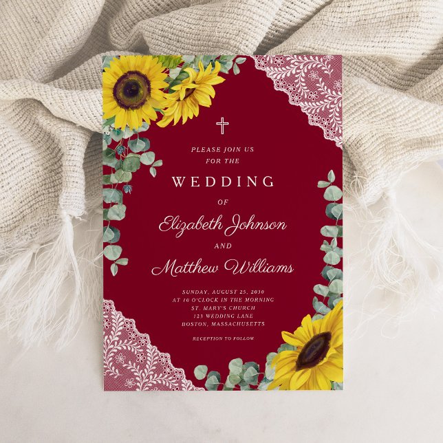 Invitación Boda del girasol de la cruz de Borgoña (Religious Cross Burgundy Lace Sunflower Wedding Invitation)