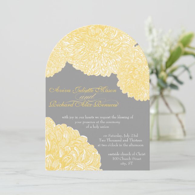 Invitación Boda del iris amarillo en llamas Dahlia (Anverso de pie)