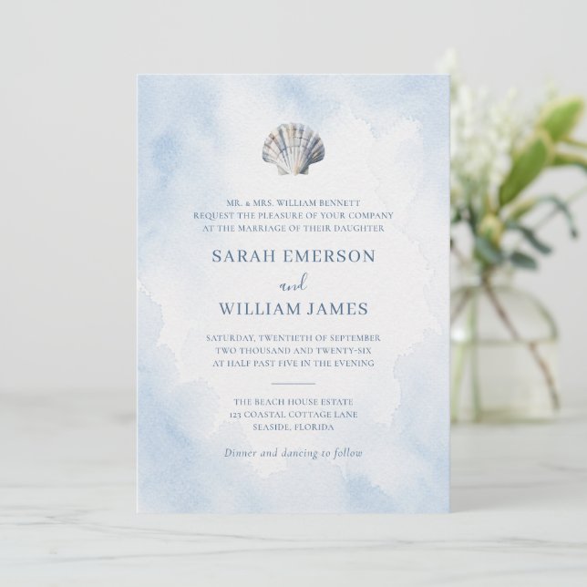 Invitación Boda elegante de playa con conchas marinas azules (Anverso de pie)