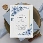 Invitación boda floral azul de marco elegante<br><div class="desc">flores azules con un marco dorado y un polvoriento color dorado. Puede cambiar la redacción,  el tamaño del texto,  los colores y la fuente de esta plantilla.</div>