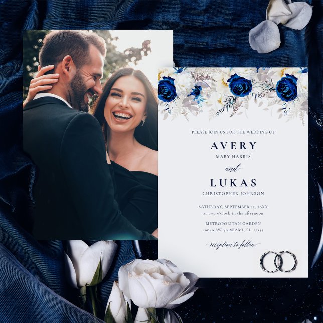 Invitación Boda floral blanca y azul de invierno moderno (Subido por el creador)