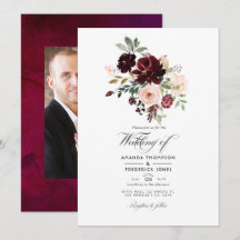Boda floral de baya y rubor de Borgoña Foto