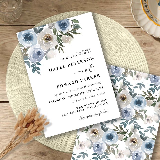 Invitación Boda floral de color azul turbio moderno (Modern Dusty Blue Watercolor Floral Wedding Invitation)
