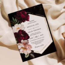 Boda floral de peonías con rubor de borgoña oscuro
