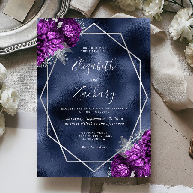 Invitación Boda floral de Relieve metalizado de marina morado (Subido por el creador)