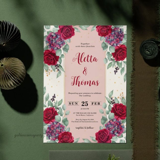 Invitación Boda floral de Rojo melancólico y Púrpura ciruela (Moody Red and Plum Purple Floral Wedding Invitation)