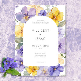 Invitación Boda floral de violetas moradas y amarillas modern