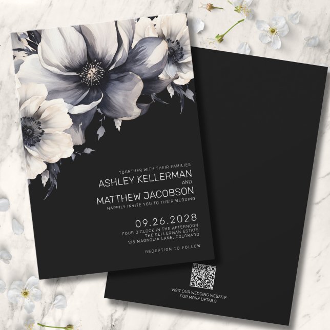 Invitación Boda floral elegante moderna negra (QR Code Budget Modern Elegant Black Floral Wedding Invitation)