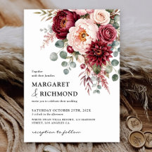 Boda floral moderna y elegante de Borgoña y Rosa