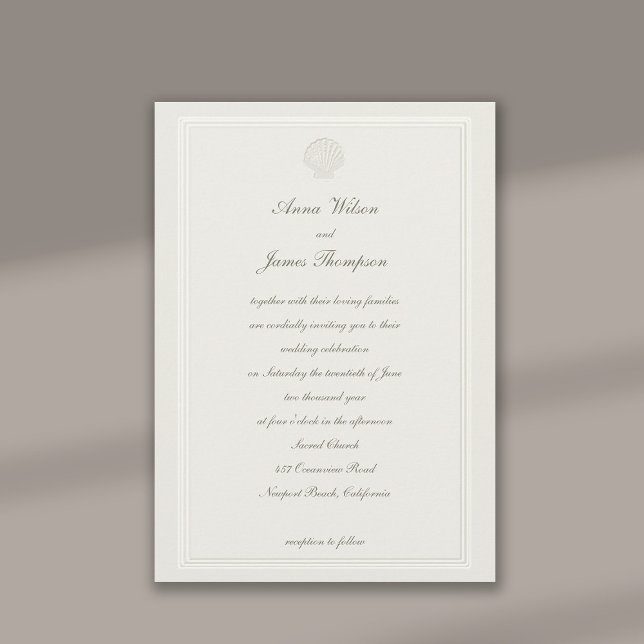 Invitación Boda formal Faux Grabado en relieve Frame Seashell (formal traditional wedding invitation nautical seashell beach ocean lakeside yacht faux embossed)