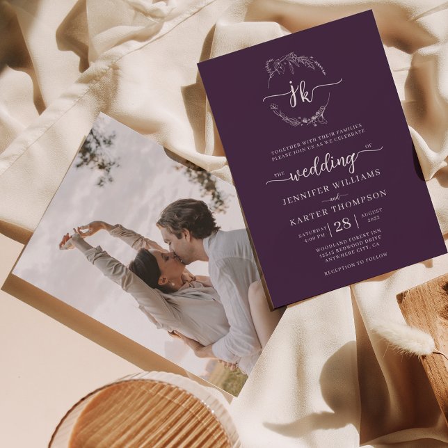 Invitación Boda fotográfico de Floral Wreath Violet Monogram (Subido por el creador)
