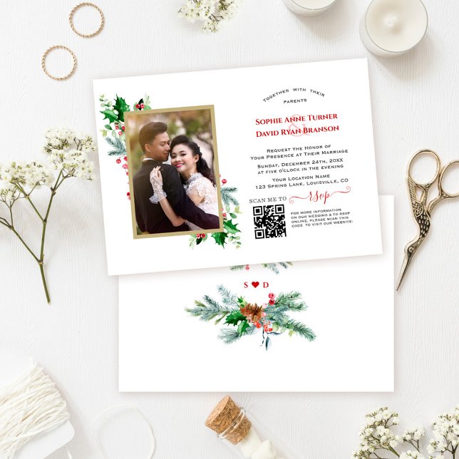Invitación Boda fotográfico moderno de vacaciones de invierno (winter wedding photo qr code, christmas wedding invitation, pine berries xmas holidays wedding )