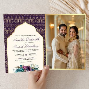 Invitación Boda India Patrón de Pavo Real Floral Púrpura Marf