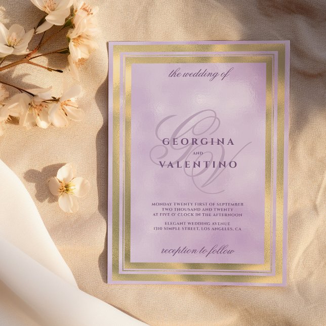Invitación Boda lujo oro lavanda monograma iniciales (Luxury gold lavender monogram initials wedding)