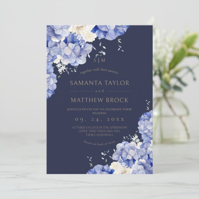 Invitación Boda moderna de flores navales todo en uno (Anverso de pie)