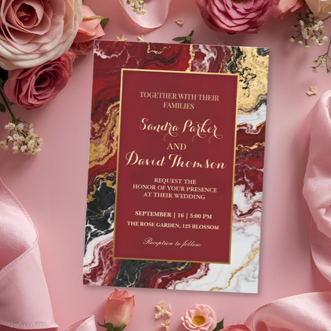 Invitación Boda moderna de mármol de ónix burgundy dorado chi (Subido por el creador)