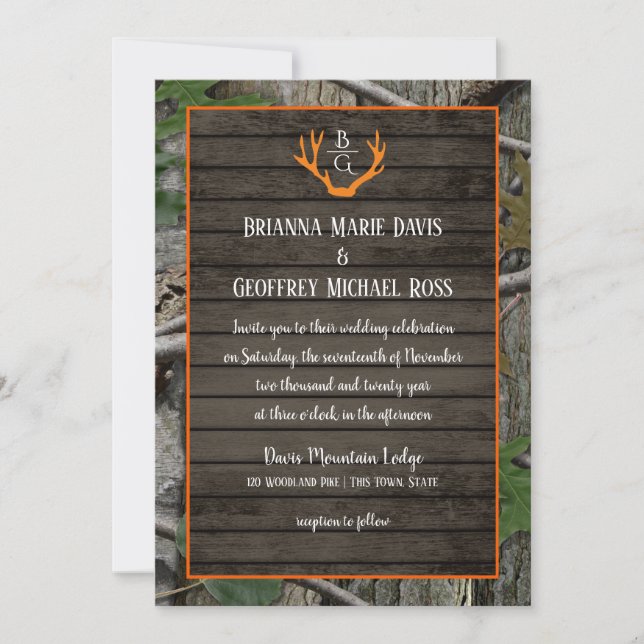 Invitación Boda Monograma de Woodland Camo Antlers (Anverso)