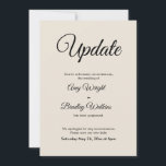 Invitación Boda pospuesta de actualización de crem<br><div class="desc">Aquí hay una tarjeta simple para notificar a sus invitados si es necesario cambiar su fecha de boda. Utilice los campos de plantilla para añadir sus datos personales y hacer de este diseño elegante y minimalista su propio diseño. El fondo crema puede cambiarse a cualquier color que prefieras. También se...</div>