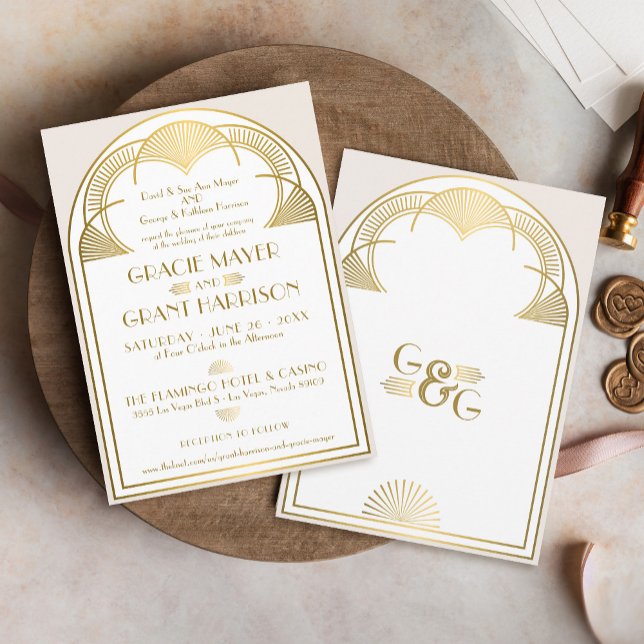 Invitación Boda retro de monograma de arco de oro de estilo A (Elegant classic gold white cream vintage Art Deco 20s 30s Old Hollywood arch Monogram wedding invite)