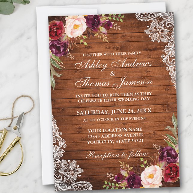 Invitación Boda rústico Wood Borgoña Floral Lace Invitado (Customize to add more text or photos to back of card.)
