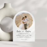 Invitación Boda simple de arco de fotos redondo blanco y negr<br><div class="desc">Invitación a la boda de un arco fotográfico simple en blanco y negro</div>