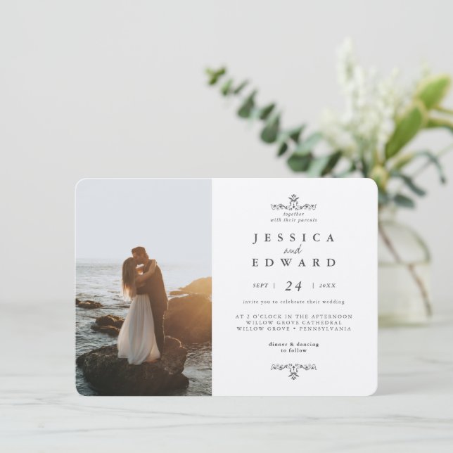 Invitación Boda simple de plata metálica y fotografía negra (Anverso de pie)