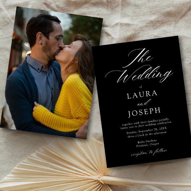 Invitación Boda Simple Foto Moderna Blanco y Negro (Modern black and white photo wedding invitation adds timeless elegance for wedding day)