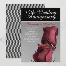 Bodas de negro y blanco 15 aniversario rosas rojas