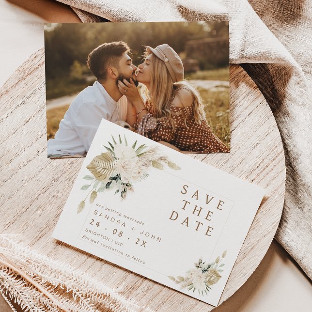 Invitación Boho Beige Green Floral Save The Date Card (Subido por el creador)
