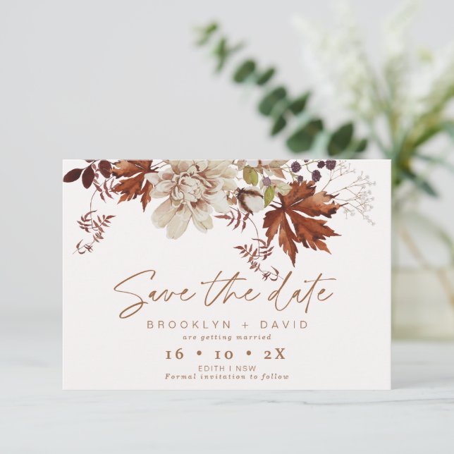 Invitación Boho Brown Fall Floral Wedding Save The Date Card (Anverso de pie)