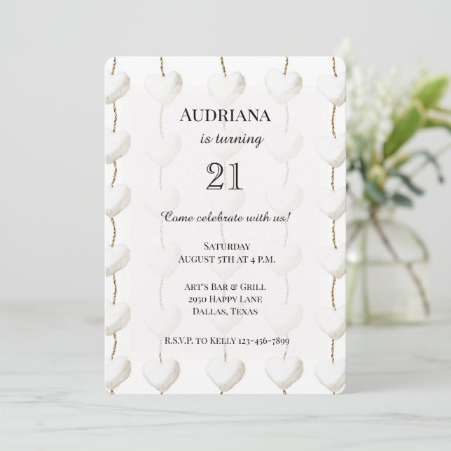 Invitación Boho Cumpleaños de los corazones blancos dorados (Anverso de pie)