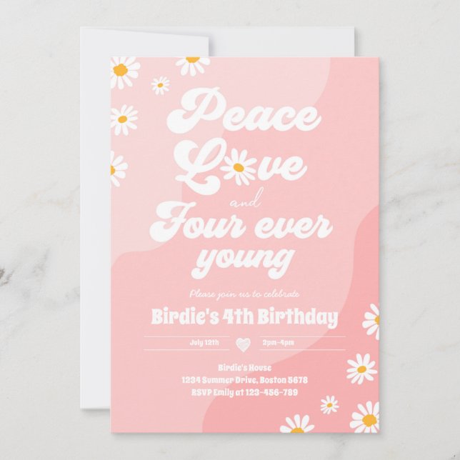 Invitación Boho Daisy 4º cumpleaños Paz Amor a cuatro jóvenes (Anverso)