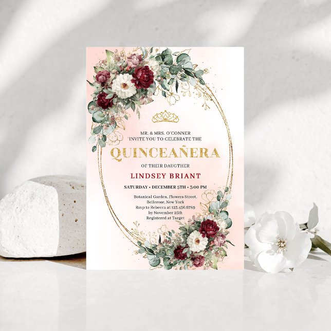 Invitación Boho de Moda en Floral de Eucalipto y C (Trendy Boho Maroon Floral Eucalyptus Quince Invite)